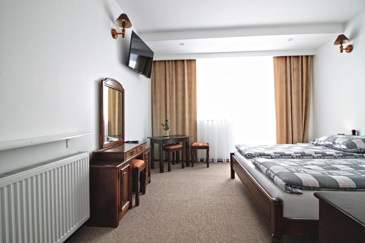 Motel Na Zbojeckiej Skawa Extérieur photo