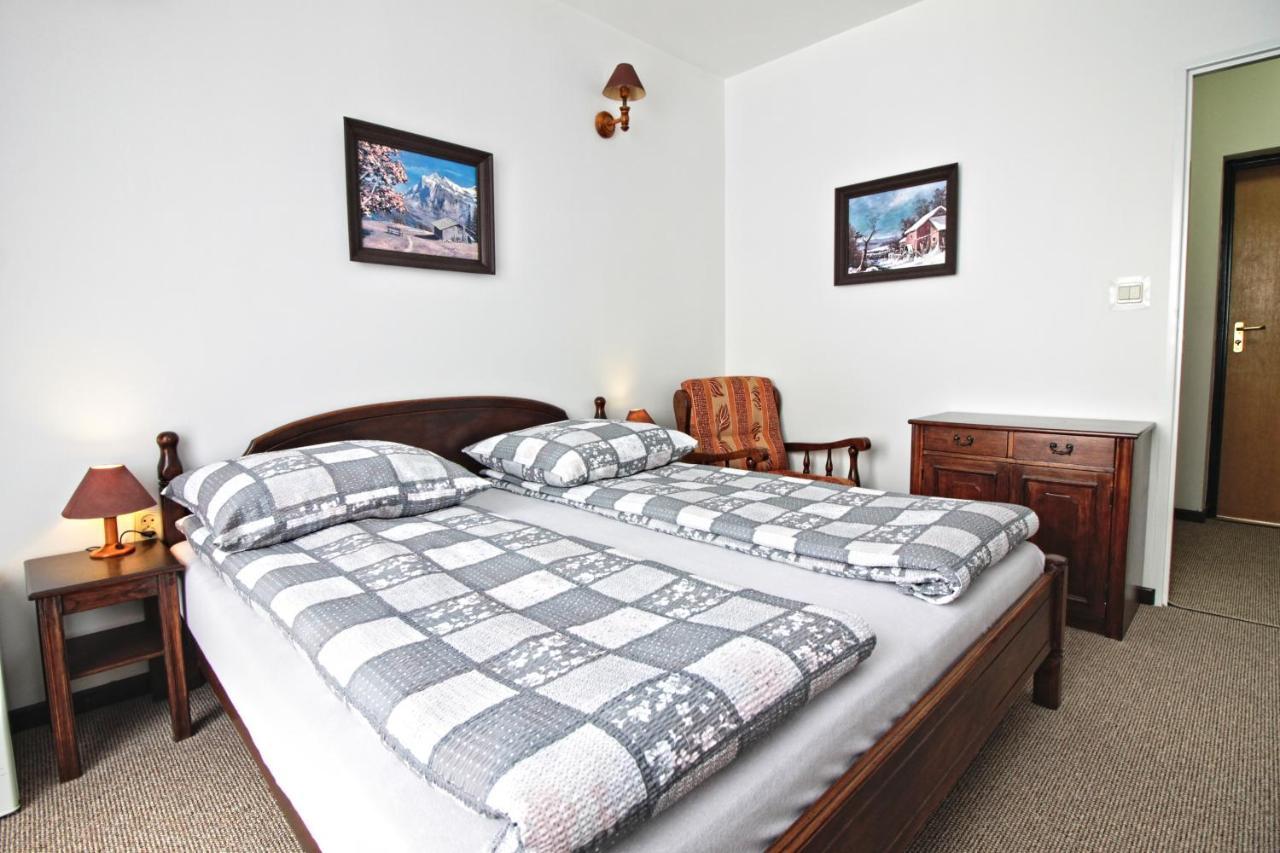 Motel Na Zbojeckiej Skawa Extérieur photo