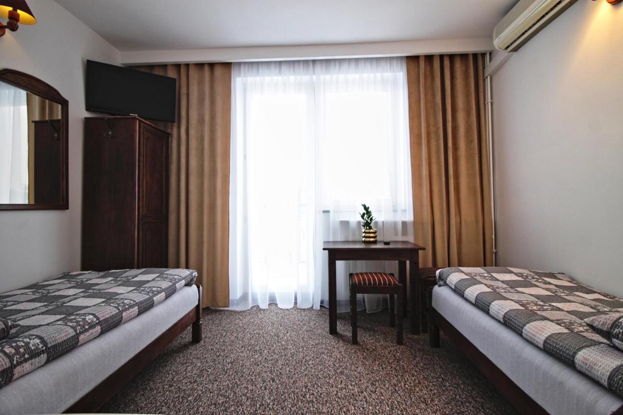 Motel Na Zbojeckiej Skawa Extérieur photo