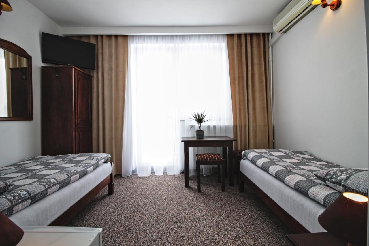 Motel Na Zbojeckiej Skawa Extérieur photo