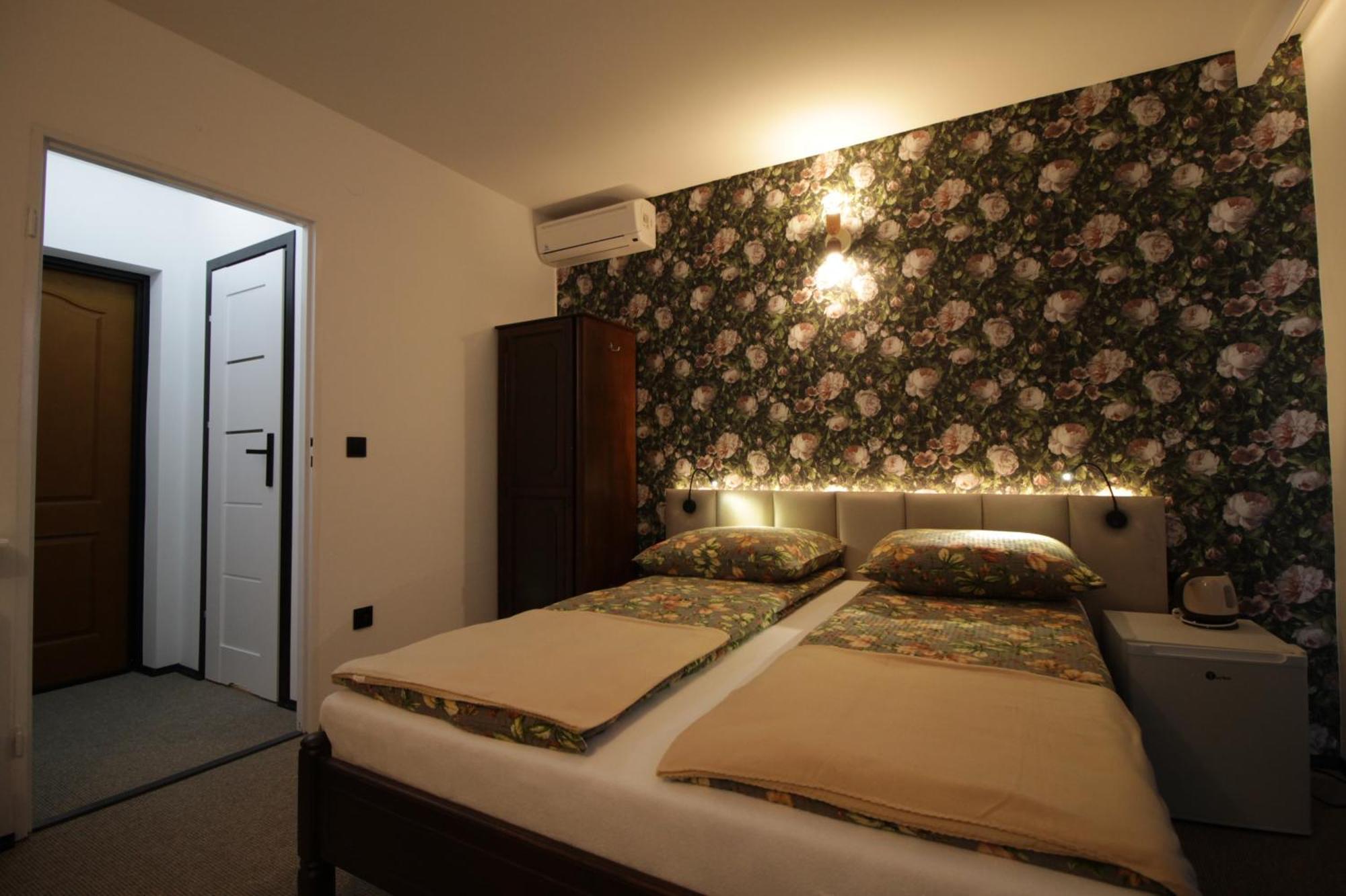 Motel Na Zbojeckiej Skawa Extérieur photo